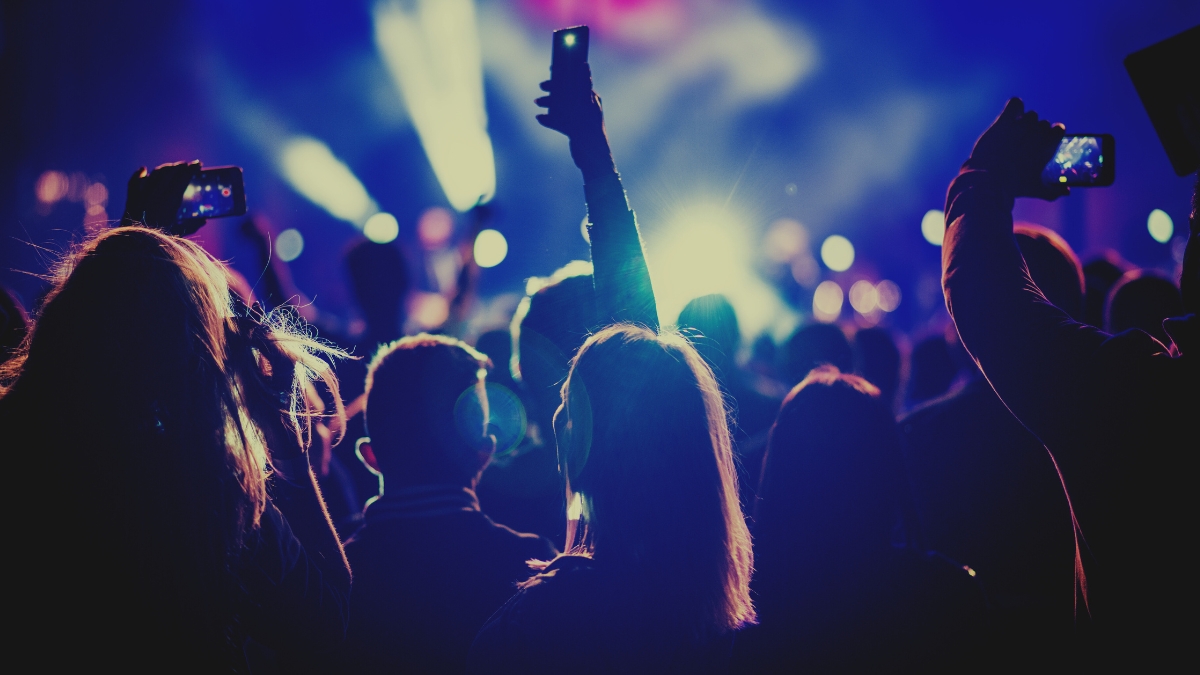 How to Take Good Concert Photos with Phone